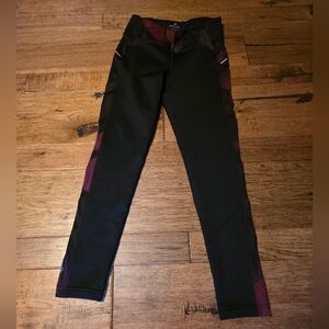 Athleta Kids Black and Maroon Leggings